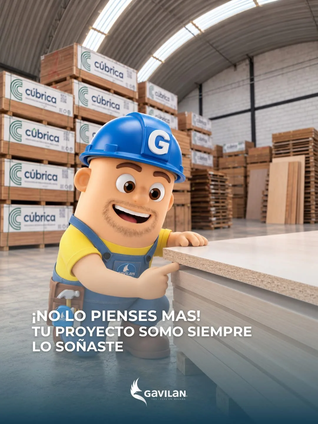Tableros de madera en almacén